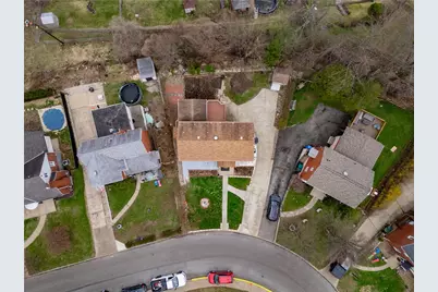 5240 Orchard Hill Dr, Pittsburgh, PA 15236 - Photo 21