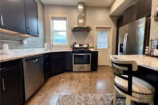 3813 Foster St, Pittsburgh, PA 15201 - Photo 9