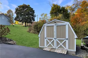 343 Mt Jackson Rd, North Beaver Township, PA 16102 - Photo 5