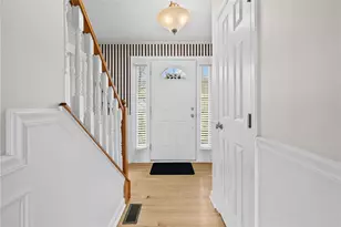 1335 Maplewood Cir, South Strabane, PA 15301 - Photo 3