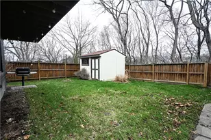 26 Terrace Dr, Green Tree, PA 15205 - Photo 33