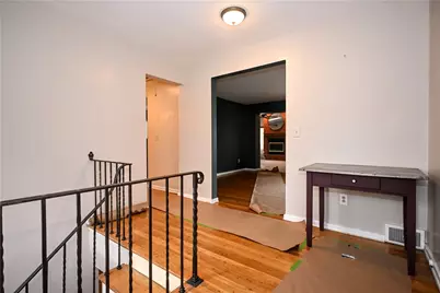 26 Terrace Dr, Green Tree, PA 15205 - Photo 3