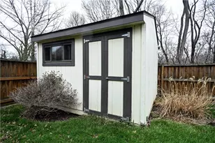 26 Terrace Dr, Green Tree, PA 15205 - Photo 35