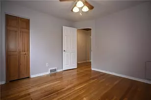 26 Terrace Dr, Green Tree, PA 15205 - Photo 19