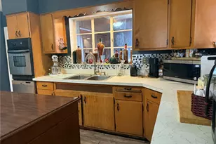 27 Legion St, Republic, PA 15475 - Photo 9