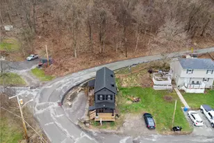 330 Braeburn Rd, Lower Burrell, PA 15068 - Photo 29