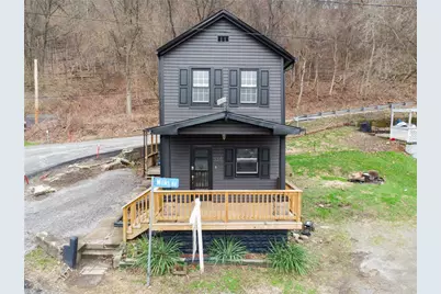 330 Braeburn Rd, Lower Burrell, PA 15068 - Photo 1