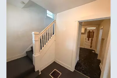 1725 Laketon Rd, Pittsburgh, PA 15221 - Photo 5