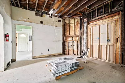 1008 Chartiers Ave, Elliott, PA 15220 - Photo 9