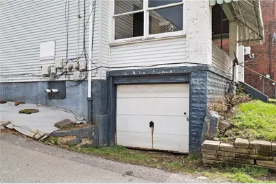 1008 Chartiers Ave, Elliott, PA 15220 - Photo 3