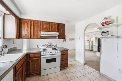 114 Rembrandt Dr, Twp of But SE, PA 16002 - Photo 3