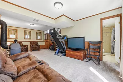 114 Rembrandt Dr, Twp of But SE, PA 16002 - Photo 19