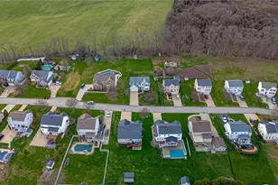 163 Valley View Dr, Rostraver, PA 15012 - Photo 17