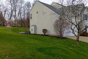 163 Valley View Dr, Rostraver, PA 15012 - Photo 7