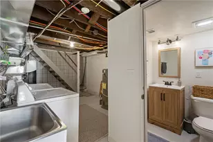 5241 Kent Wy, Pittsburgh, PA 15201 - Photo 19