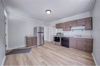 125 Jefferson St, Evans City, PA 16033 - Photo 15