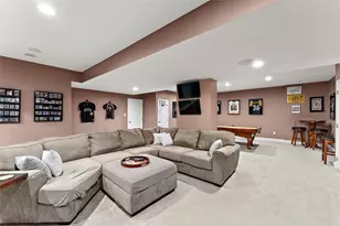 622 Flynn Dr, Robinson Twp, PA 15108 - Photo 33