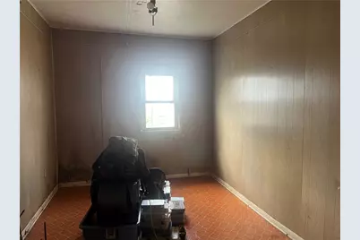 1227 Porter St, Conway, PA 15027 - Photo 9