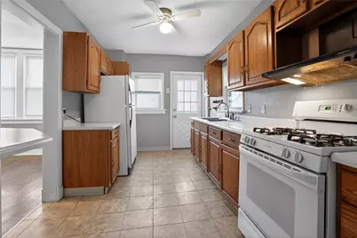 303 Reifert St, Pittsburgh, PA 15210 - Photo 13