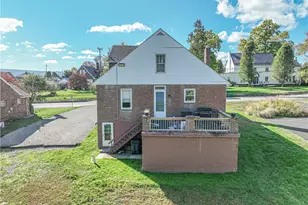 190 Dixon Blvd, South Union Township, PA 15401 - Photo 3