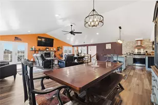 27 Bock Ln, Baden, PA 15005 - Photo 17