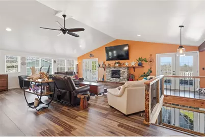 27 Bock Ln, Baden, PA 15005 - Photo 19