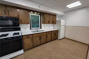 21 Hodge St, Pittsburgh, PA 15213 - Photo 3