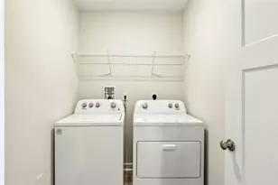 413 Harmon Ct, Pittsburgh, PA 15090 - Photo 13