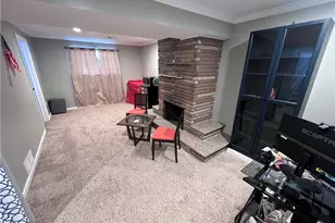 1875 Linton St, Pittsburgh, PA 15219 - Photo 5