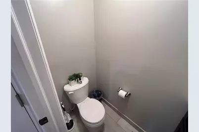 1875 Linton St, Pittsburgh, PA 15219 - Photo 9