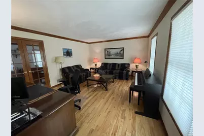 533 Austin St, Hempfield Township, PA 15601 - Photo 17