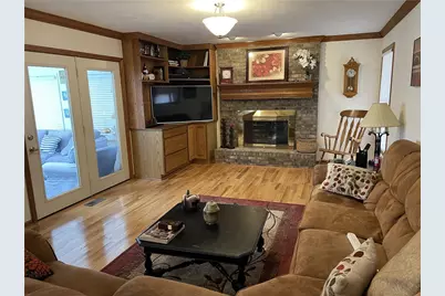 533 Austin St, Hempfield Township, PA 15601 - Photo 11