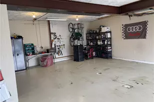 533 Austin St, Hempfield Township, PA 15601 - Photo 29