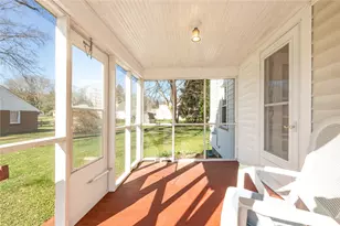 318 Garden Ave, Grove City Boro, PA 16127 - Photo 17