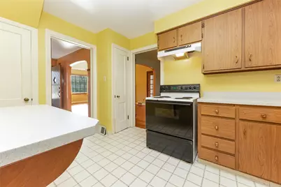 318 Garden Ave, Grove City Boro, PA 16127 - Photo 13