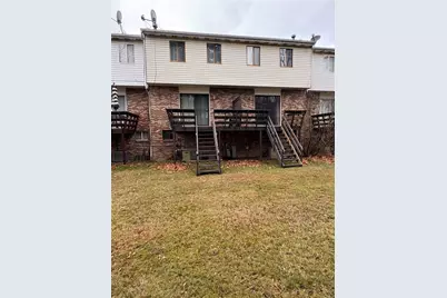 110 Yale Dr, Lower Burrell, PA 15068 - Photo 7