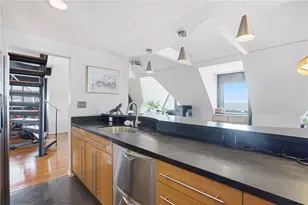 229 Grandview Ave, Pittsburgh, PA 15211 - Photo 27