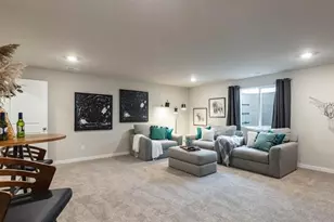 383 Leslie Farms Dr, Connoquenessing Boro, PA 16033 - Photo 15