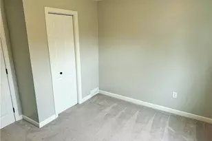 746 Castle St, New Castle, PA 16101 - Photo 17