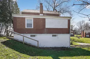 624 Elm Dr, Pittsburgh, PA 15147 - Photo 33