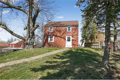 624 Elm Dr, Pittsburgh, PA 15147 - Photo 3