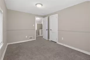 624 Elm Dr, Pittsburgh, PA 15147 - Photo 21