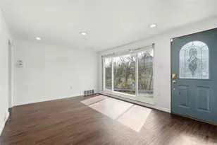 2256 Allender Ave, Banksville/Westwood, PA 15220 - Photo 7