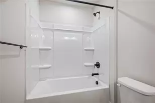 104 Scenic Ridge Dr, Venetia, PA 15205 - Photo 25