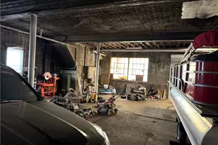 402 Main St, Masontown, PA 15417 - Photo 9