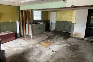 1316 Skyline Dr, Hermitage, PA 16148 - Photo 13