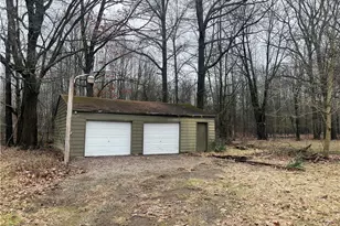 1316 Skyline Dr, Hermitage, PA 16148 - Photo 5