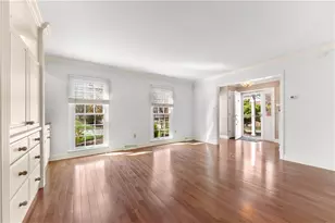 410 Royal Ct, Pittsburgh, PA 15234 - Photo 7