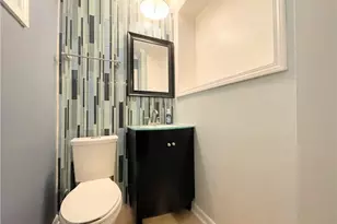 5717 Kentucky Ave, Pittsburgh, PA 15232 - Photo 9