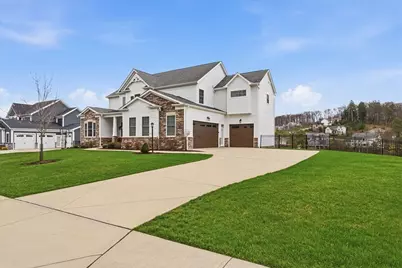 241 Tamarack Dr, Adams Township, PA 16046 - Photo 3